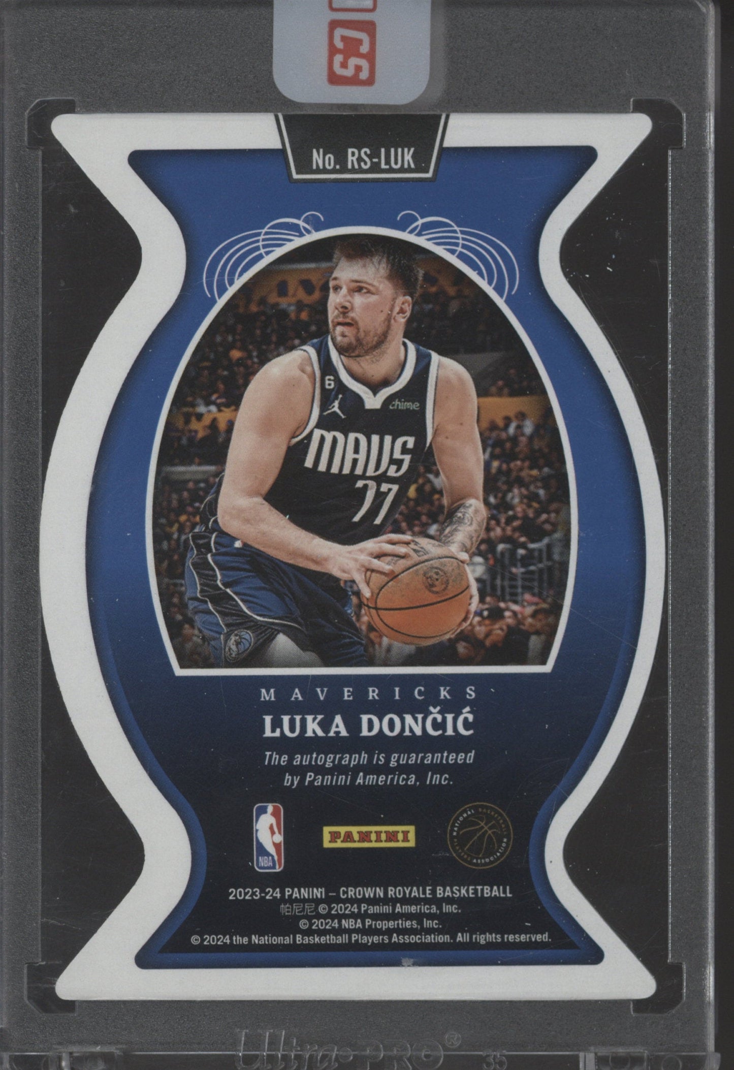 2023-24 Panini Crown Royale Luka Doncic Royal Signatures Autograph 23/49 Card #RS-LUK