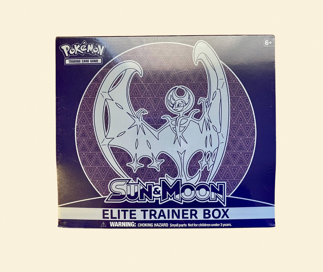 Pokemon: 2017 Sun & Moon Elite Trainer Box (ETB) Lunala