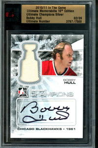 2010 In The Game Ultimate Bobby Hull Champions Silver Autograph Relic /9 Blackhawks