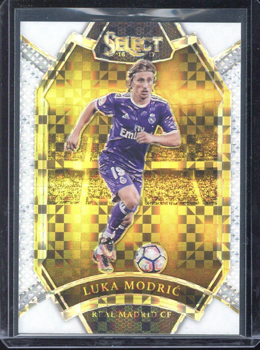 2016-17 Panini Select Luka Modric /99 White Prizm #263